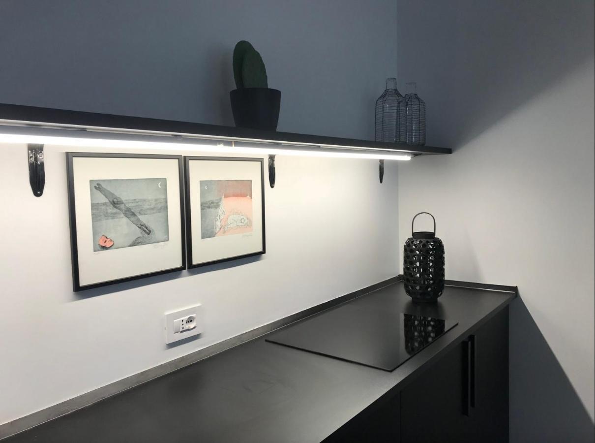 Bellhome 1 - Elegante Appartamento Nel Centro Di Bari Buitenkant foto