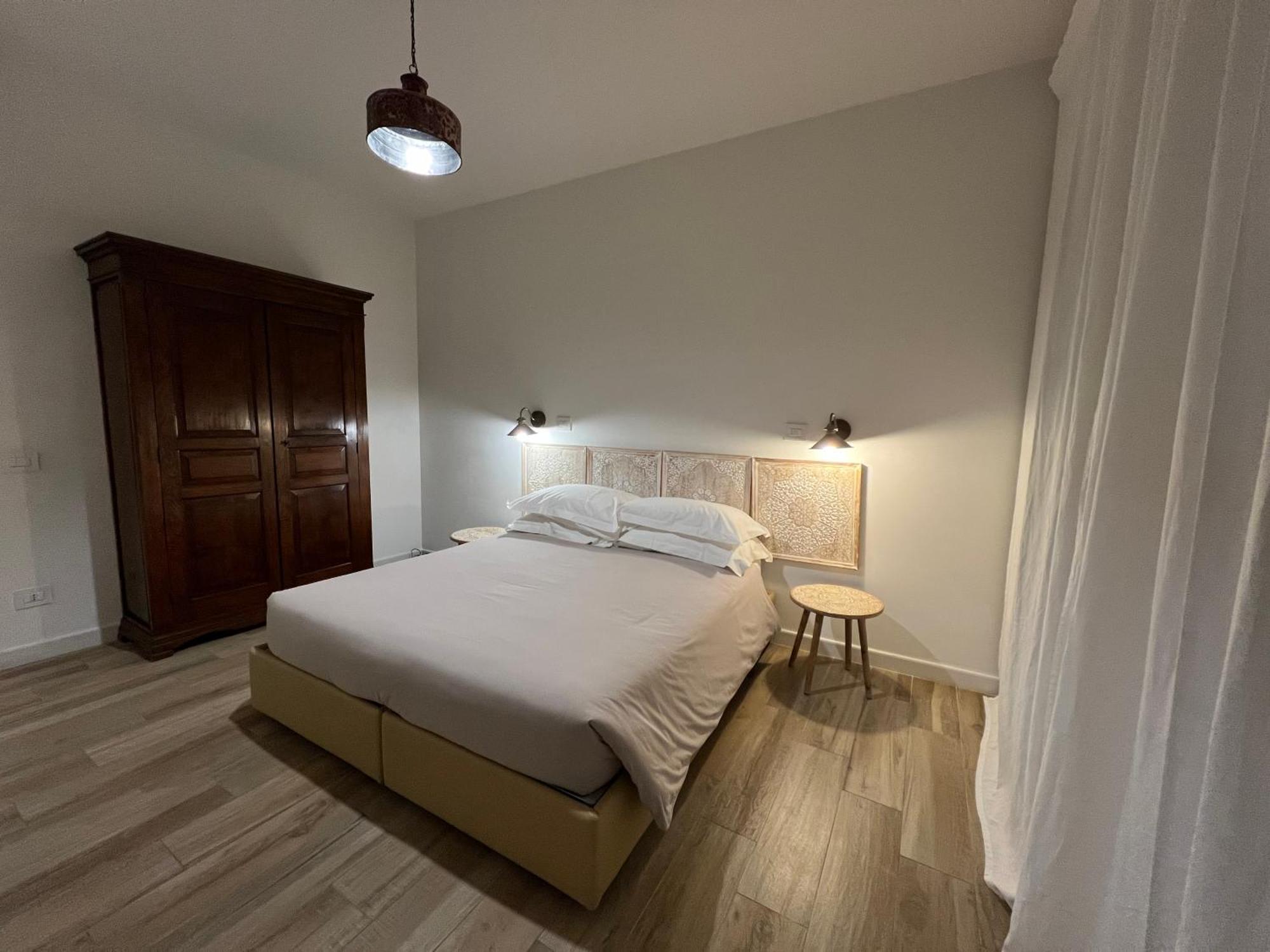 Bellhome 1 - Elegante Appartamento Nel Centro Di Bari Buitenkant foto